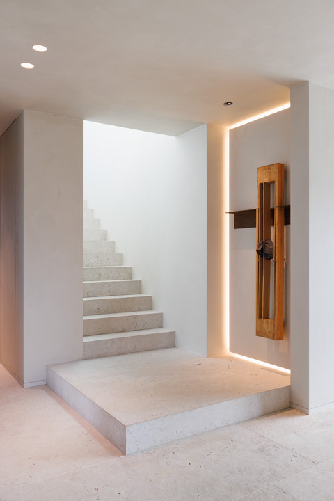 prevv_13.jpg-portrait